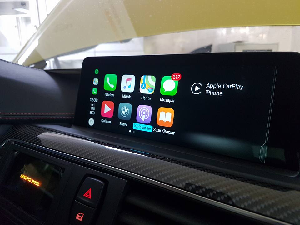 f32 carplay